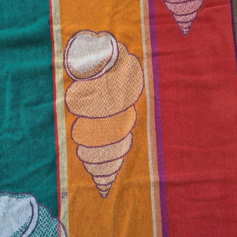 Vintage Striped Sea Sheel Beach Towel Bold Retro Coastal Funky Bright 28 x 52